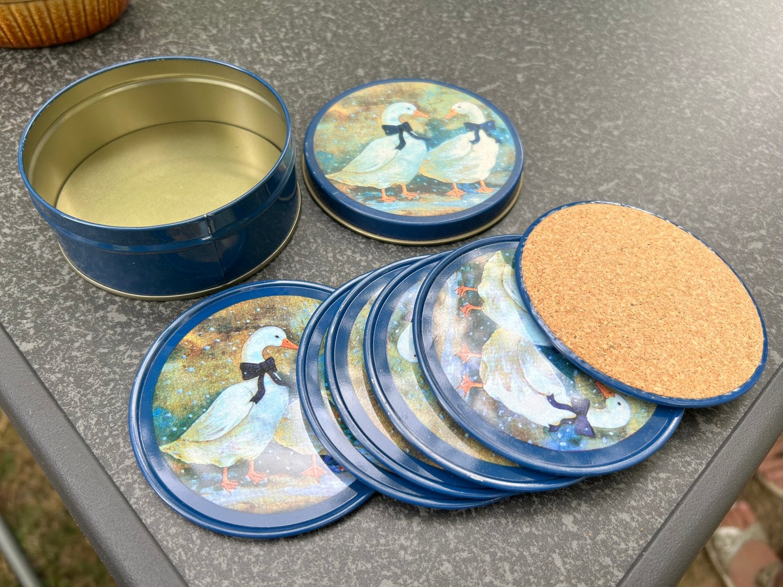 Vintage J.S.N.Y. – Blue Bow Geese (6 stuks in blik), Antiek en Kunst, Ophalen of Verzenden