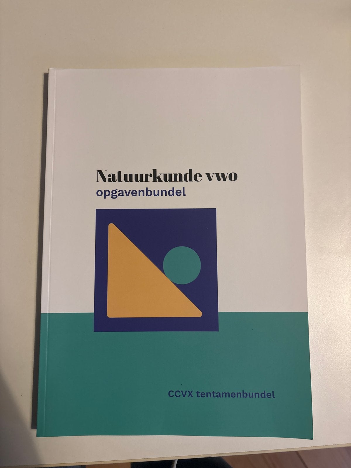 Natuurkunde vwo opgavenbundel - CCVX tentamenbundel, Boeken, Ophalen of Verzenden, Beta, Zo goed als nieuw, WO
