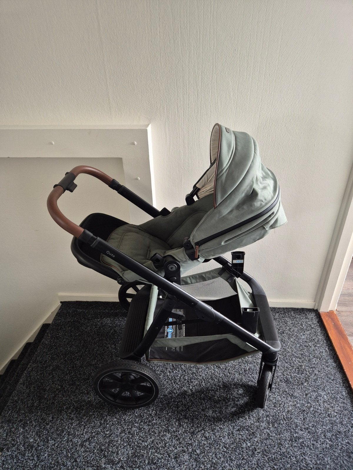 Qute Q-Journey 3-in-1 Kinderwagen Groen met Maxi-Cosi, Gebruikt, Combiwagen, Verstelbare duwstang, Ophalen