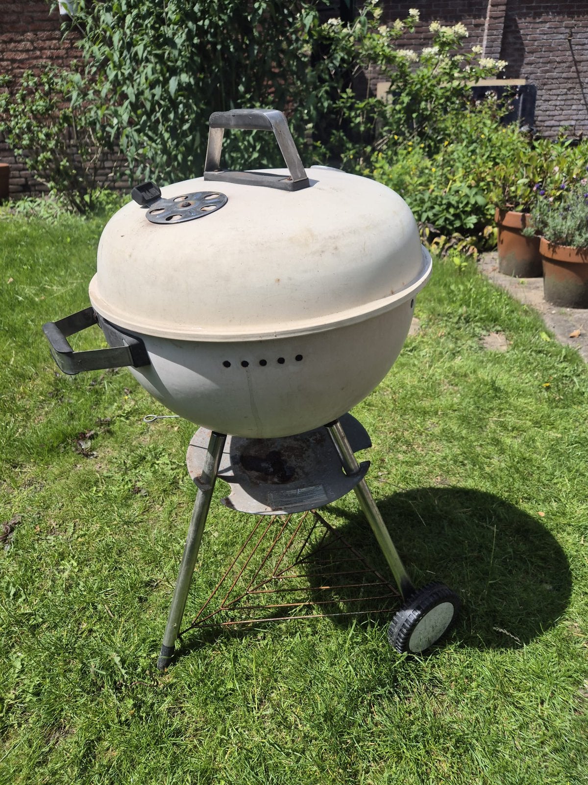 Witte bbq, Ophalen, Gebruikt