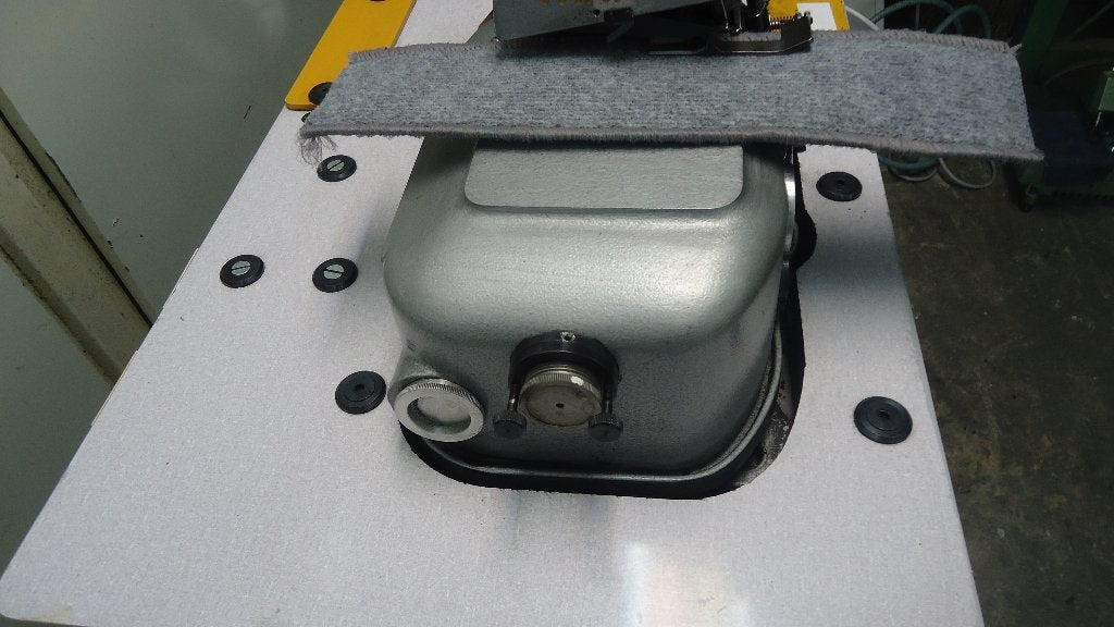 Industrie Titan Festoneer Machine DK 2500A, Overige merken, Gebruikt, Ophalen of Verzenden, Naaimachine