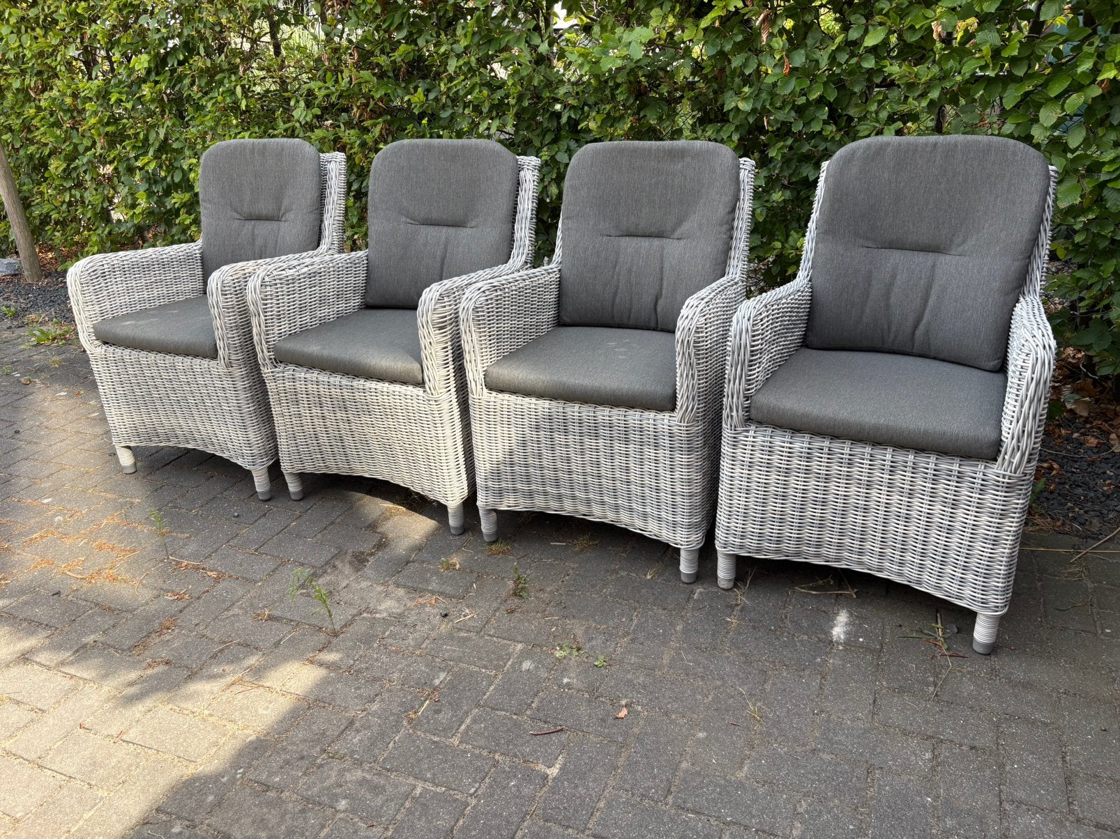 4 super fijne 4 Seasons Outdoor (4SO) tuinstoelen + kussens, Tuin en Terras, Ophalen, Zo goed als nieuw, Wicker