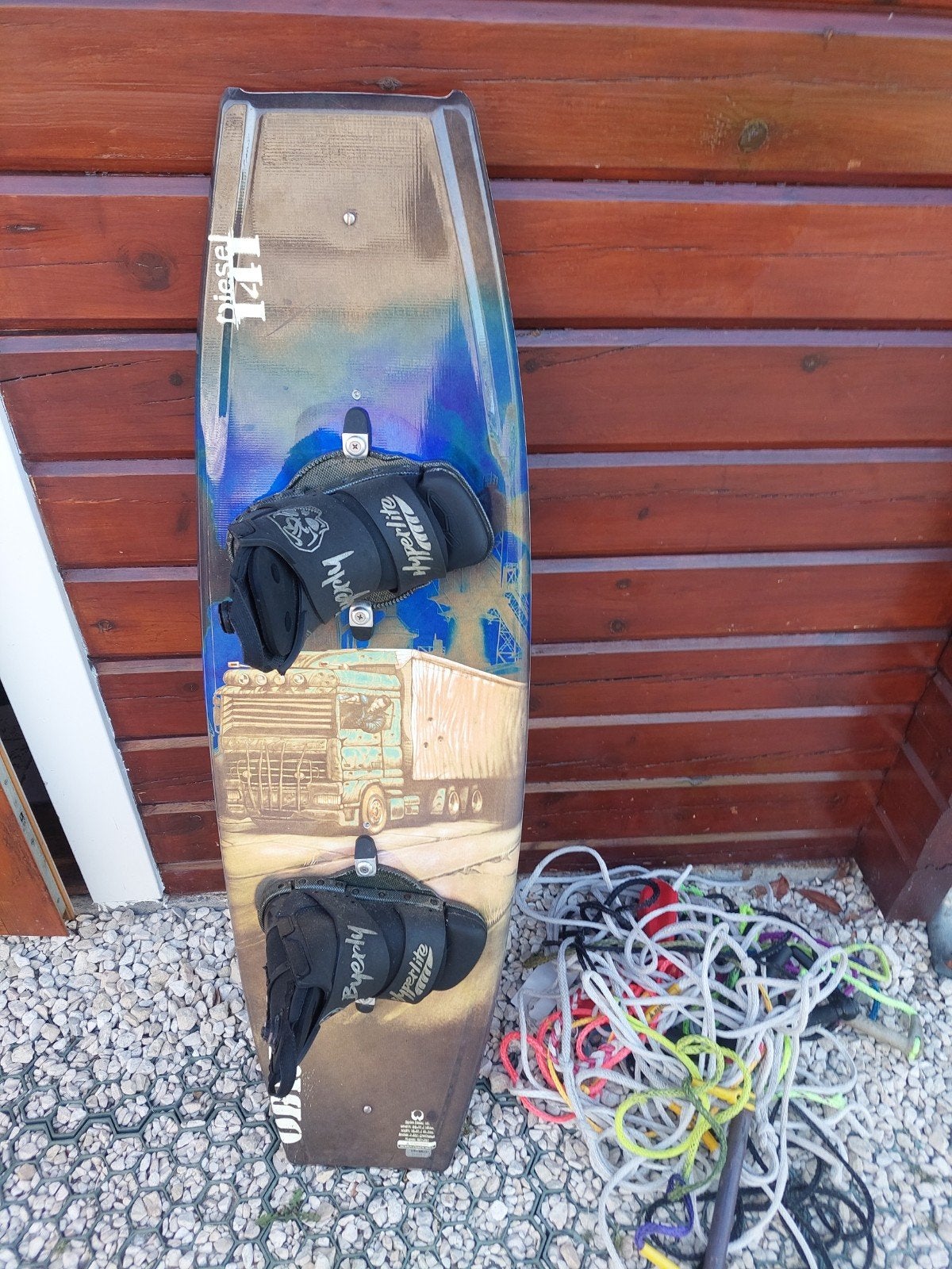 Wakeboard O'Brien Diesel met diverse skitouwen en schoene, Ophalen, Gebruikt, Board en Schoenen