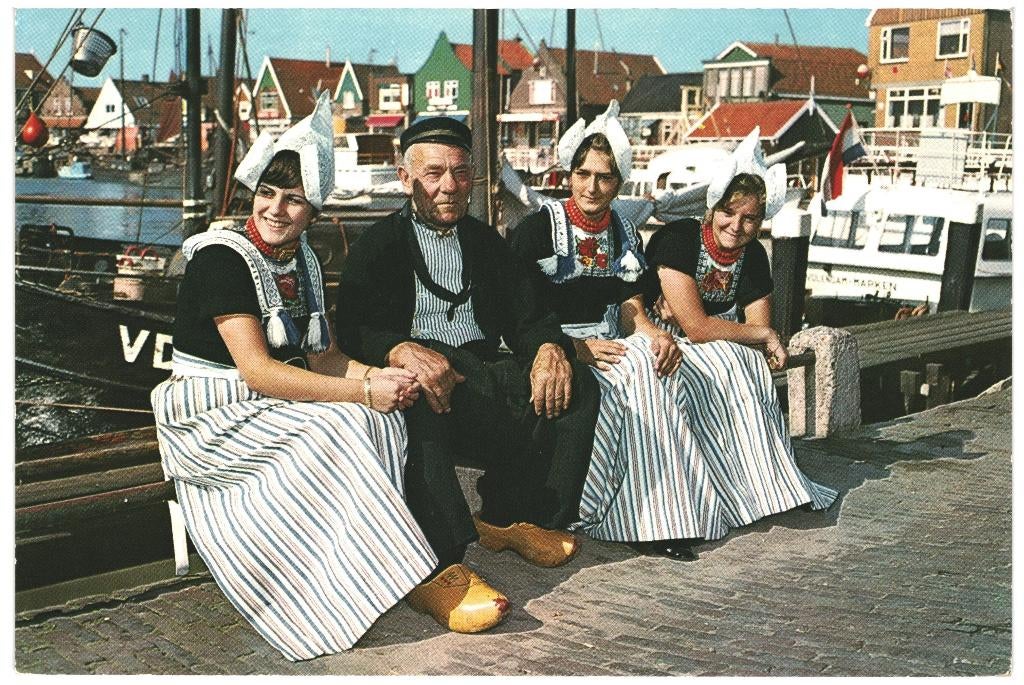 993022 Volendam NH Klederdracht Nette kaart onbeschreven, Ophalen of Verzenden, 1960 tot 1980, Ongelopen, Noord-Holland