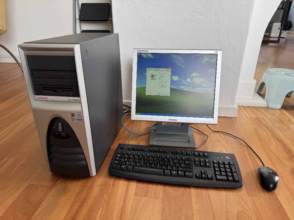 Compaq, Pentium 4, 1GB RAM, 6200, 20GB HD, Windows XP, Computers en Software, Vintage Computers, Ophalen of Verzenden