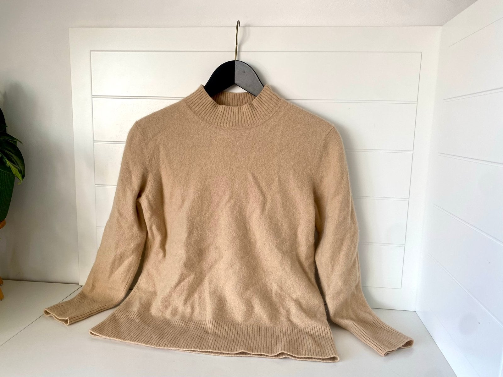 Kasjmier trui met col - Maat M valt als S, Ophalen of Verzenden, Zo goed als nieuw, Maat 38/40 (M), Beige