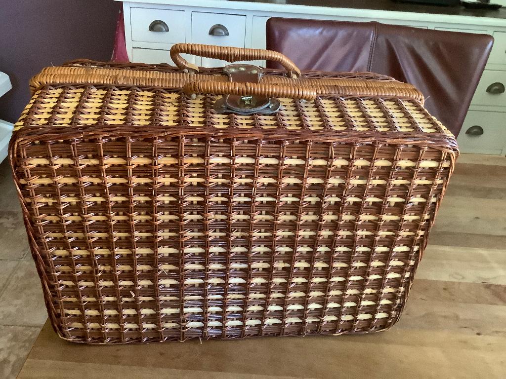 Luxe Picknick mand nieuw, Ophalen, Nieuw