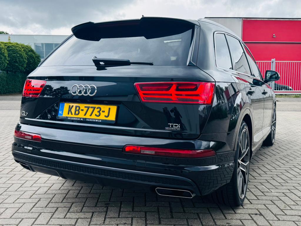 Audi Q7 3.0 TDI Quattro S-Line |Pano|Soundsysteem|7-PERS, Auto's, Audi, Automaat, 241 €/maand, 7 stoelen, Zwart