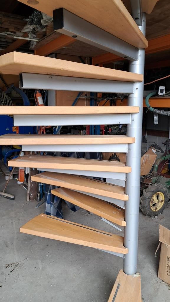 spiltrap 2 verdiepingen met leuning en bordes, Ophalen of Verzenden