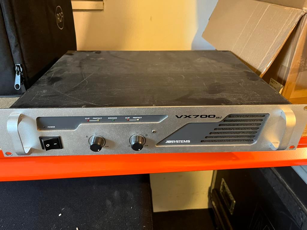 Jb systems vx700 versterker, Ophalen, Gebruikt, Minder dan 500 watt