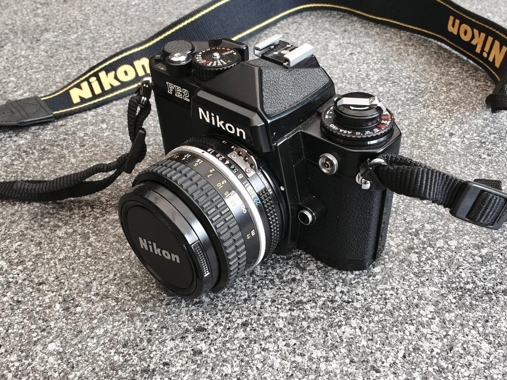 Nikon Fe 2 en 50 1.8, Ophalen of Verzenden, Zo goed als nieuw, Standaardlens