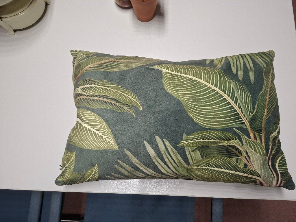 Sierkussen urban leaf Blokker, Overige merken, Ophalen of Verzenden, Zo goed als nieuw, Sierkussen