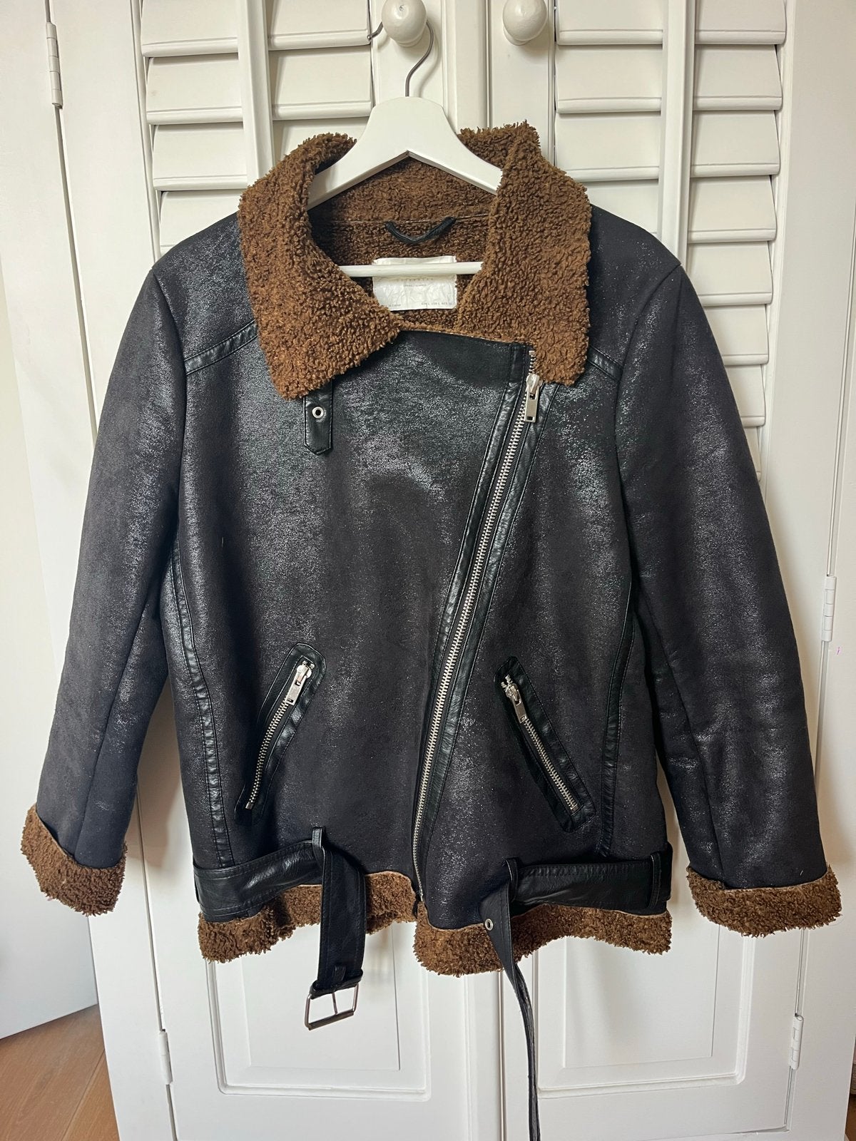 Zara Woman Bikerjack met teddy voering, Ophalen of Verzenden, Zo goed als nieuw, Maat 42/44 (L), Zwart