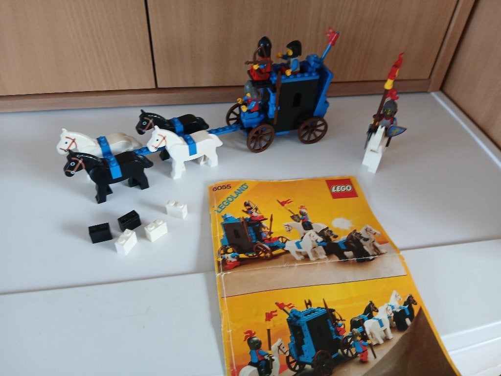 lego castle 6055 prison wagon convoy., Kinderen en Baby's, Ophalen, Gebruikt, Lego, Inclusief instructies