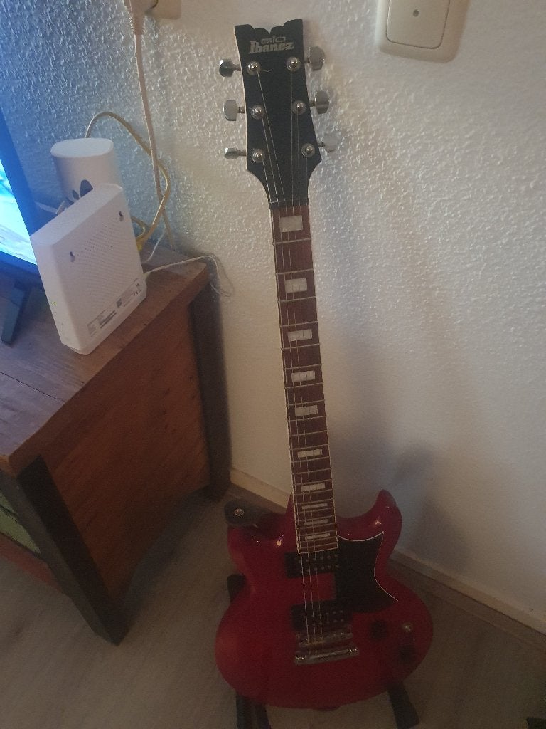 Ibanez guitar, Ophalen, Zo goed als nieuw, Solid body, Ibanez