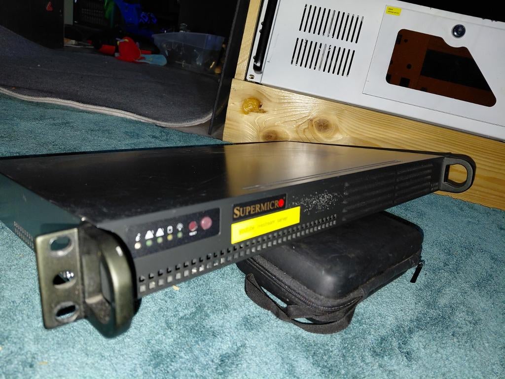 Supermicro Rackmount Server - Ideaal voor Homelab/Server, Computers en Software, Servers, Gebruikt, Minder dan 2 Ghz, 4 GB, Ophalen of Verzenden