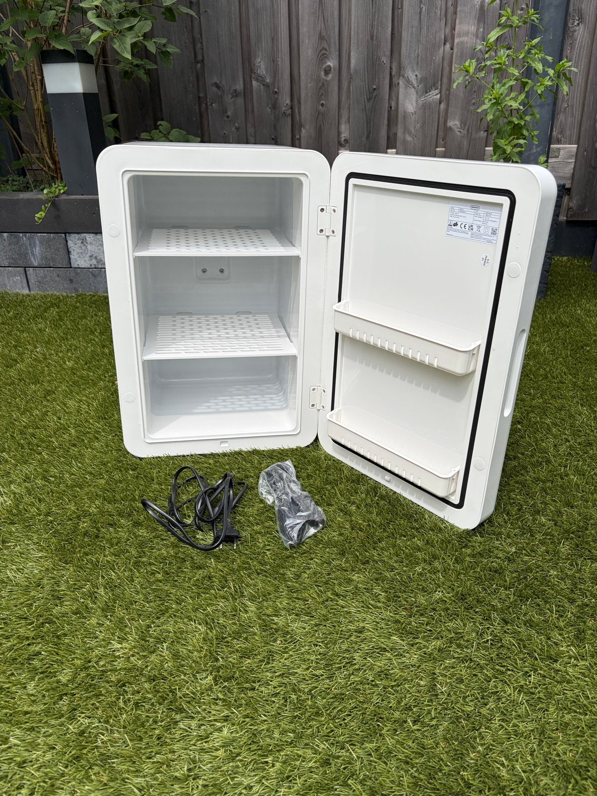 Mobicool Mini Koelkast - Ideaal voor Thuis & Onderweg, Witgoed en Apparatuur, Koelkasten en IJskasten, Ophalen, Minder dan 75 liter