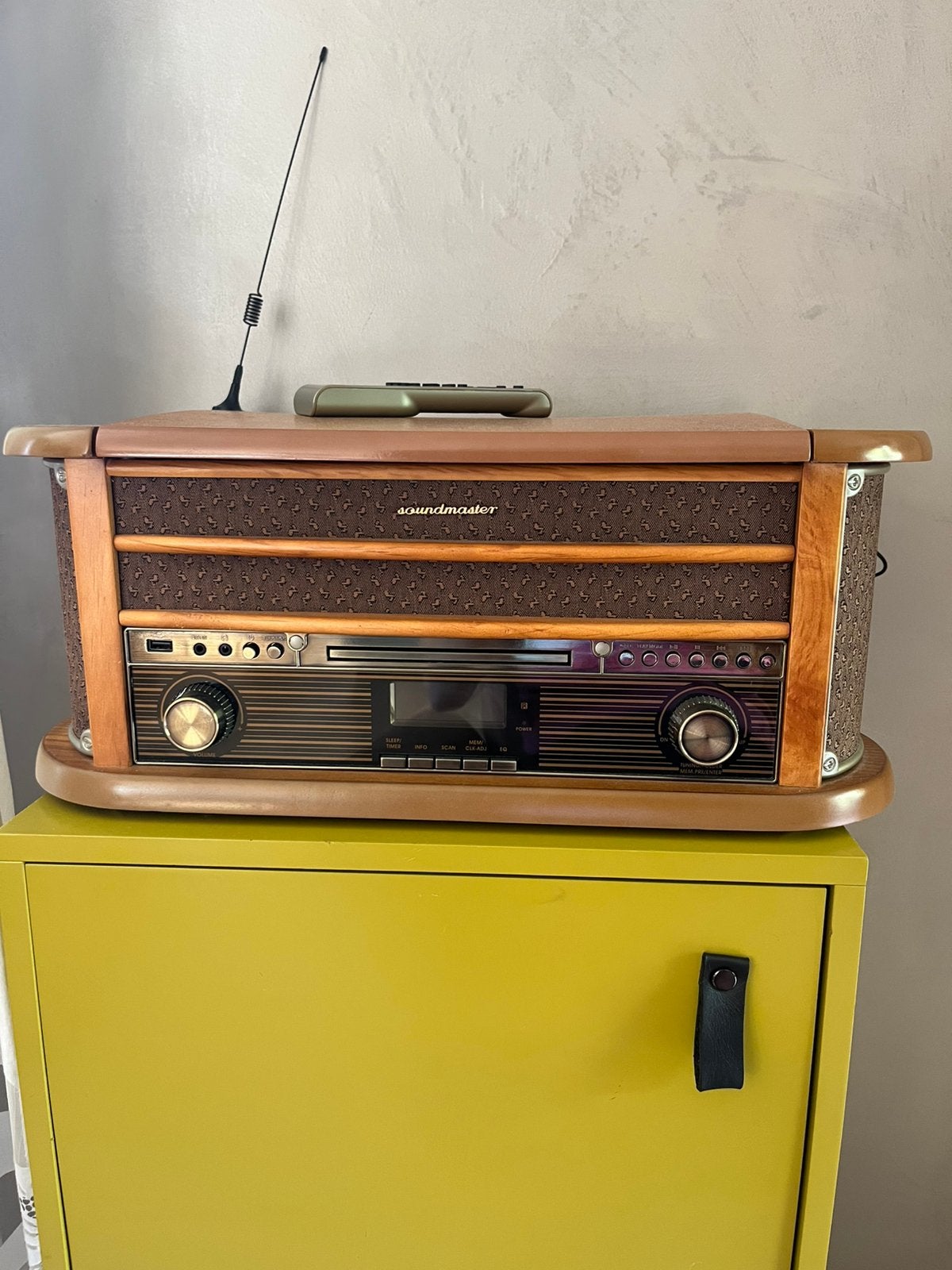 Sountmaster, platenspeler, radio, casette etc in 1, Ophalen, Zo goed als nieuw, Overige merken