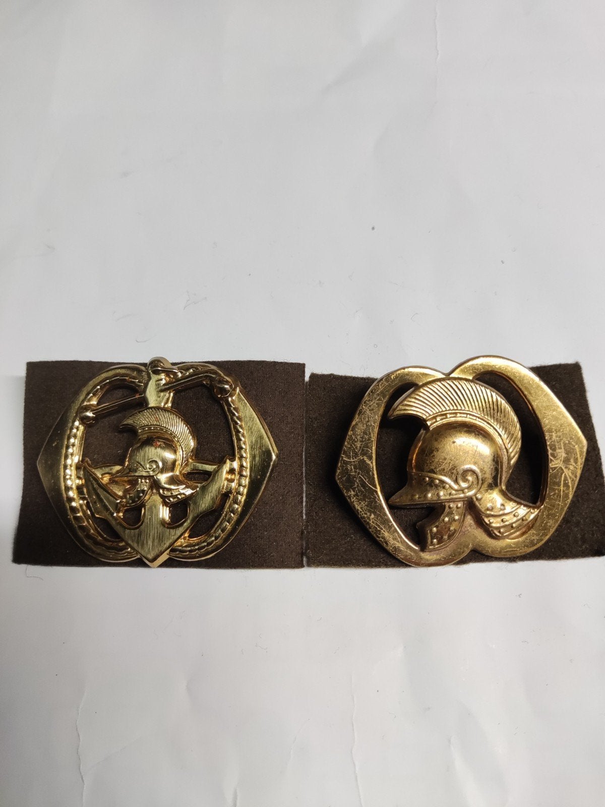 Twee bijzondere Genie emblemen. Pontonniers -VERKOCHT-, Ophalen of Verzenden, Landmacht, Nederland, Embleem of Badge