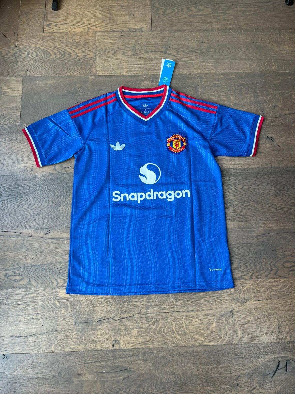 Manchester united uitshirt 26/27 M bruno Fernandes, Maat M, Ophalen of Verzenden, Nieuw, Shirt