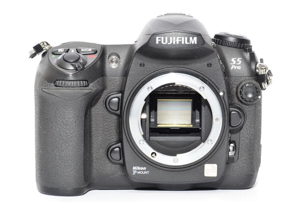 Fujifilm Finepix S5 Pro DSLR (z.g.a.n., 7.200 clicks), Ingebouwde flitser, Spiegelreflex, 12 megapixels, Ophalen of Verzenden