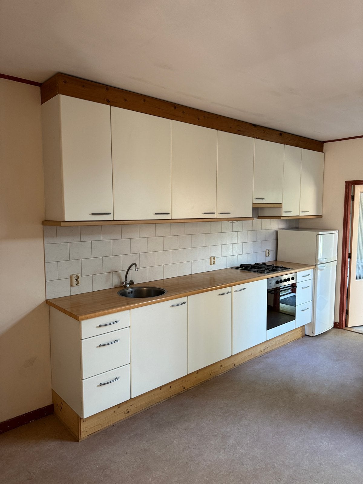 Gratis Tulp keuken af te halen Veenendaal, Huis en Inrichting, Keuken | Complete keukens, Ophalen, Gebruikt, Wit, Enkelwandige keuken