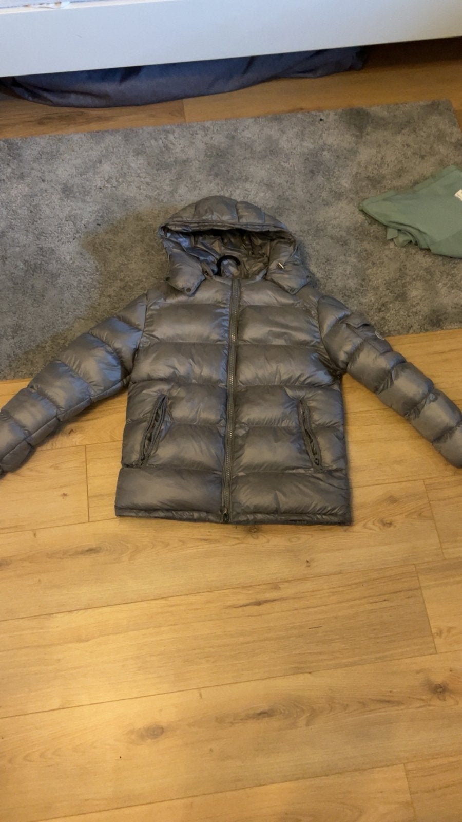 Moncler maya grey, Ophalen of Verzenden, Zo goed als nieuw, Maat 52/54 (L), Zwart