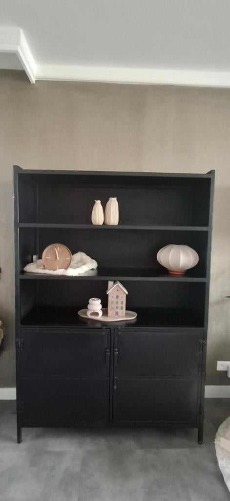 Wandkast, Ophalen, 25 tot 50 cm
