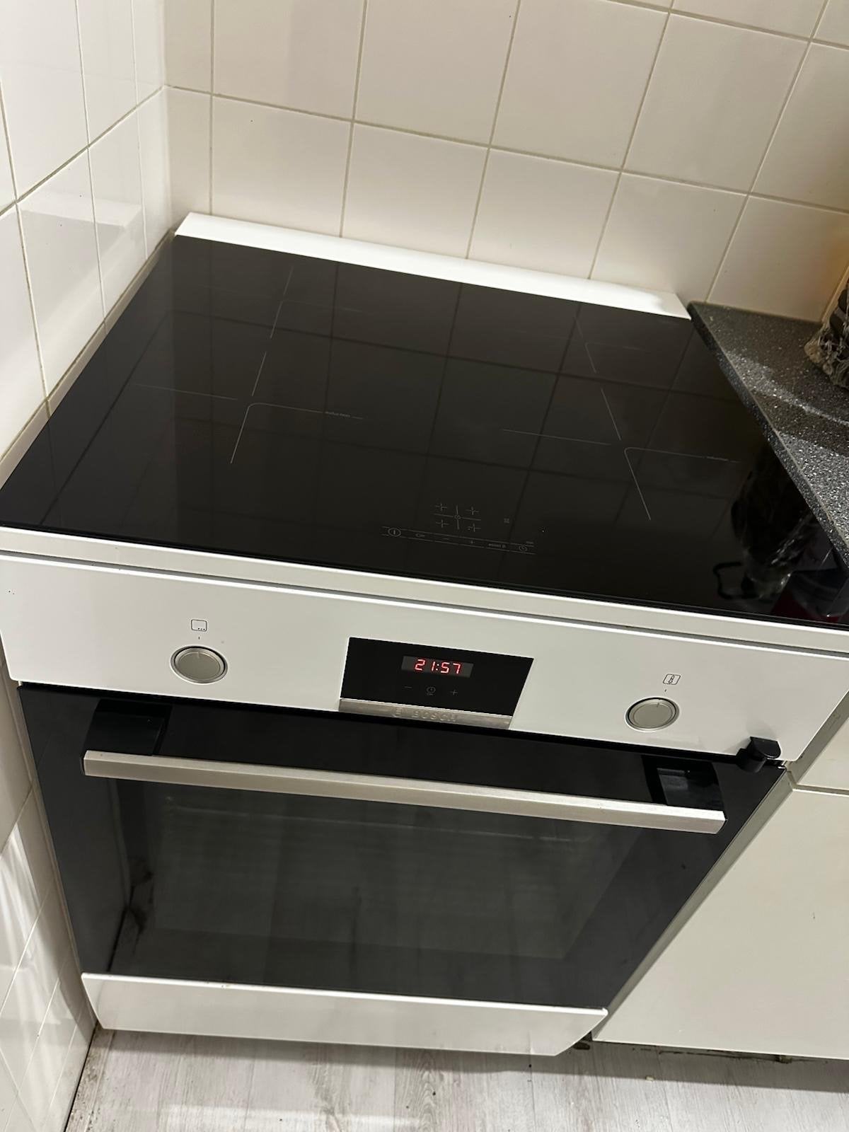 Bosch  Oven met Inductie Kookplaat, Ophalen, Gebruikt, Oven, Hete lucht