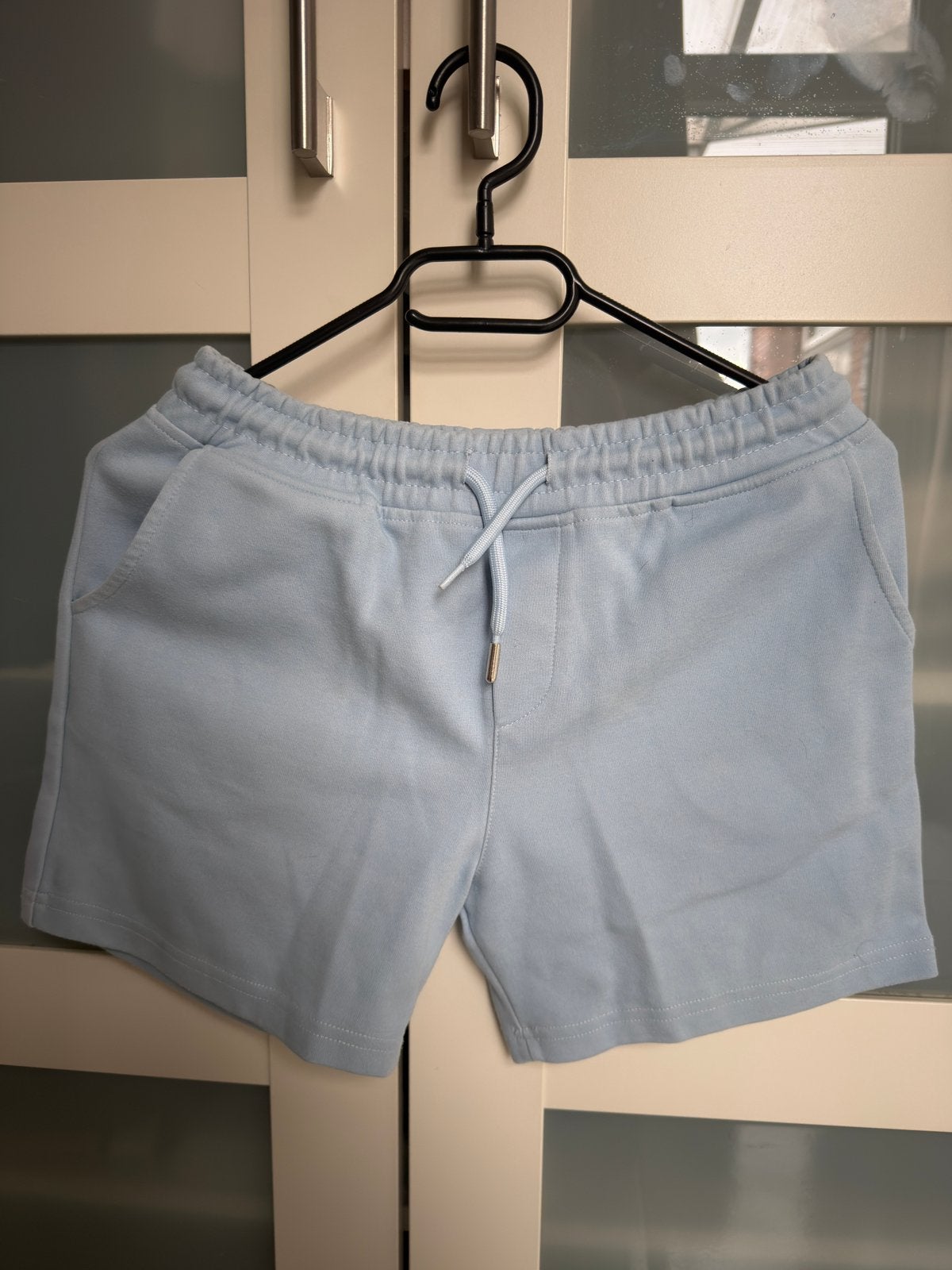 Prada short kids maat 140-146, Ophalen of Verzenden, Zo goed als nieuw, Overige maten, Blauw