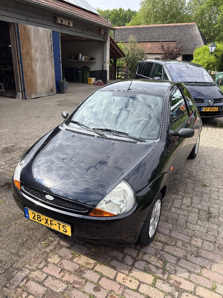 Ford Ka 1.3 I 44KW (60 HP) 2007 Zwart, Auto's, Ford, Particulier, Ka, Airbags, Airconditioning, Centrale vergrendeling, Elektrische ramen