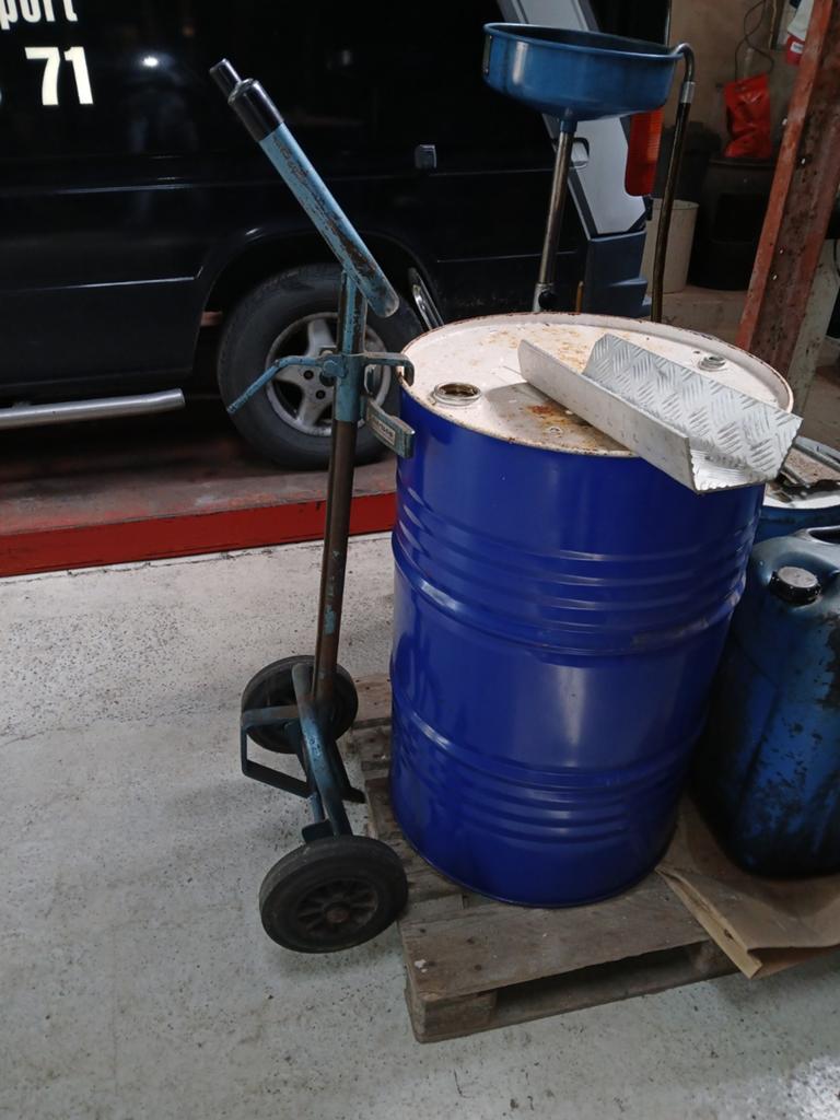 Overtoom vatenkar wagen vaten 200 of 60 liter, 100 liter of meer, Ophalen, Gebruikt, Transportkar