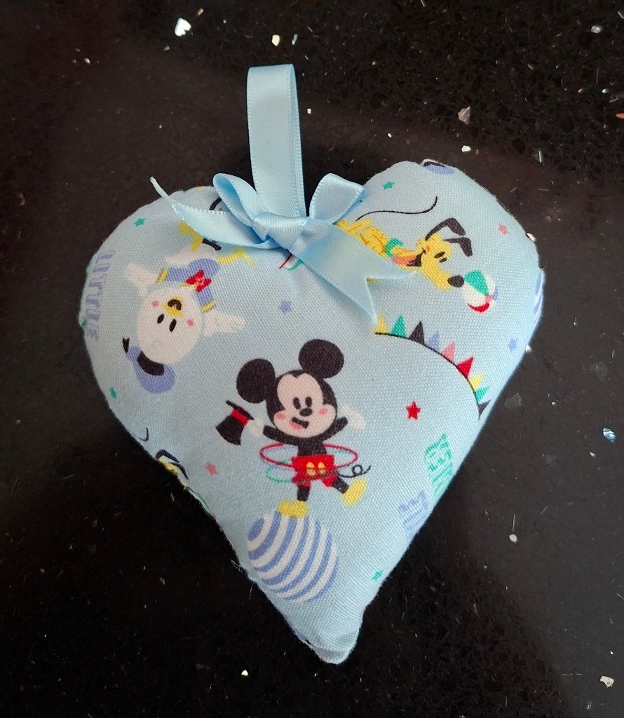 nieuw- kasthanger/ hartje Mickey baby, Ophalen of Verzenden, Nieuw, Wanddecoratie