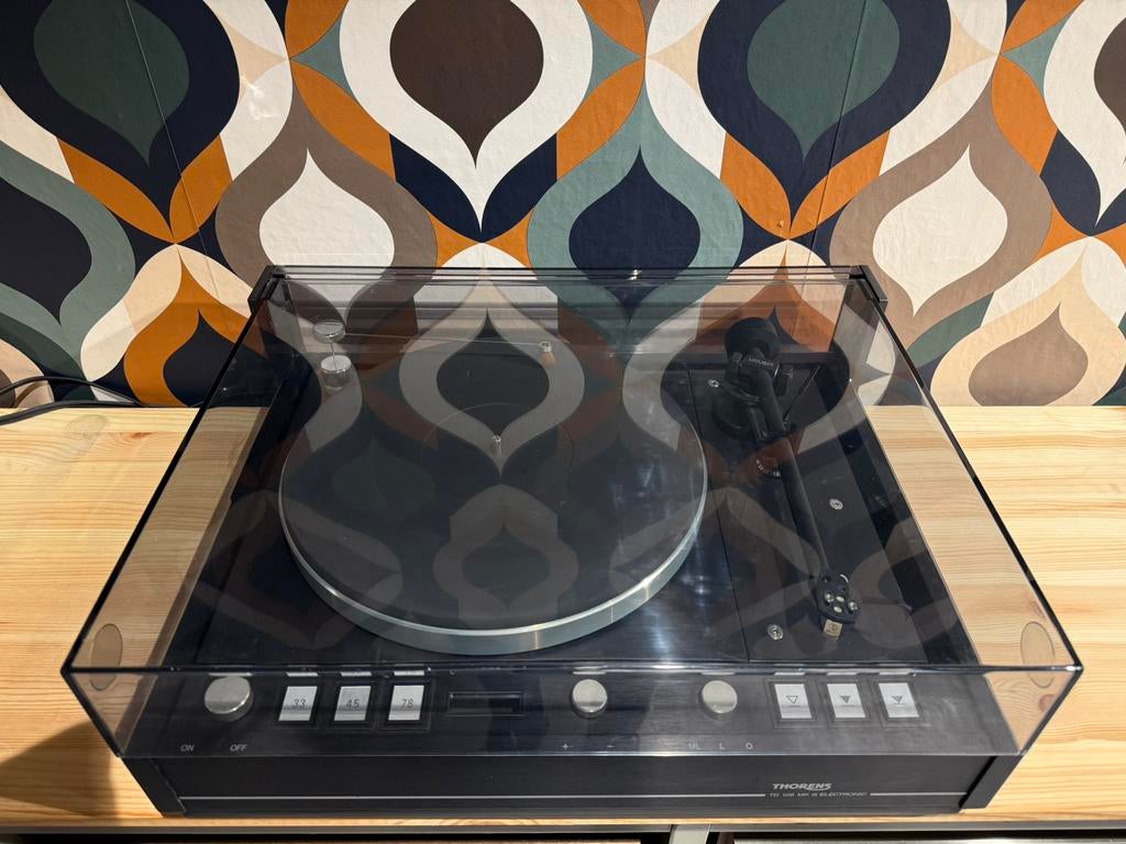 Thorens TD 126 MKIII, Linn Akito arm, AT-OC9 mc, topstaat, Ophalen, Contact@vintageaudiobreda.nl, Thorens, Thorens