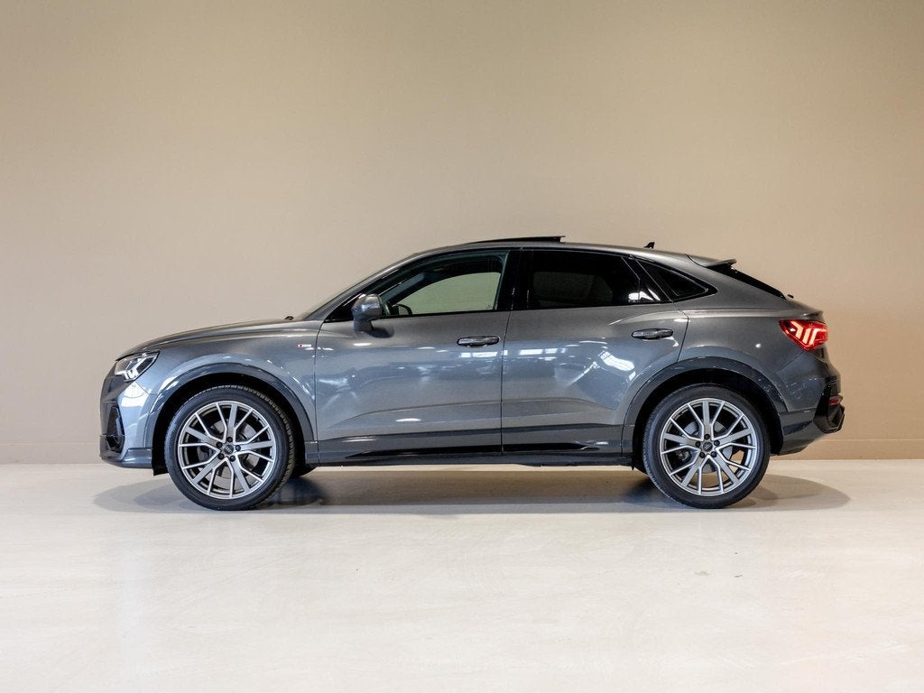 Audi Q3 Sportback 45 TFSI quattro S-Line edition one / 230pk, Auto's, Audi, Gebruikt, 4 cilinders, Bedrijf, Vierwielaandrijving