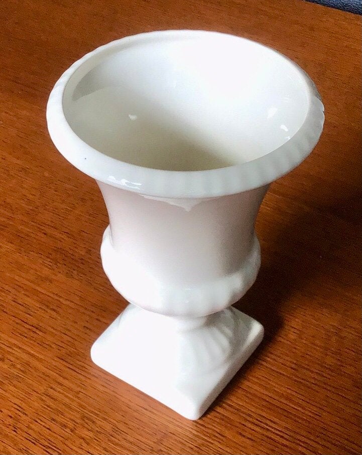 Porceleyne Fles Delft. Gave Witte vaas op voet. En meer., Ophalen of Verzenden