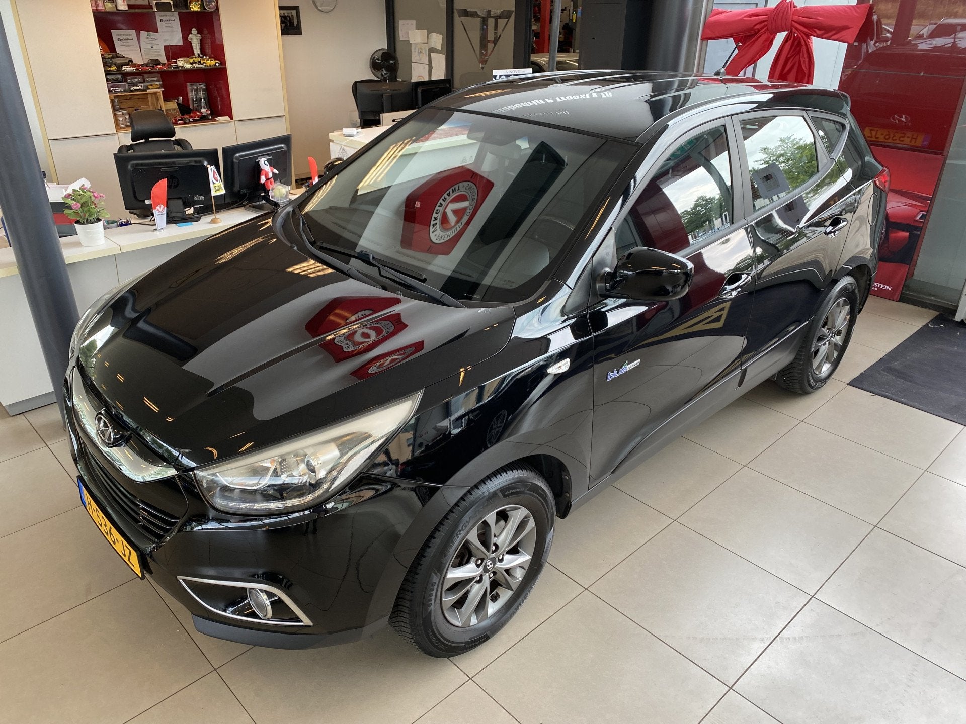 Hyundai ix35 1.6i GDI i-Drive,Navigatie,Bleutooth,Climate&Cr, Voorwielaandrijving, 1591 cc, 4 cilinders, Zwart