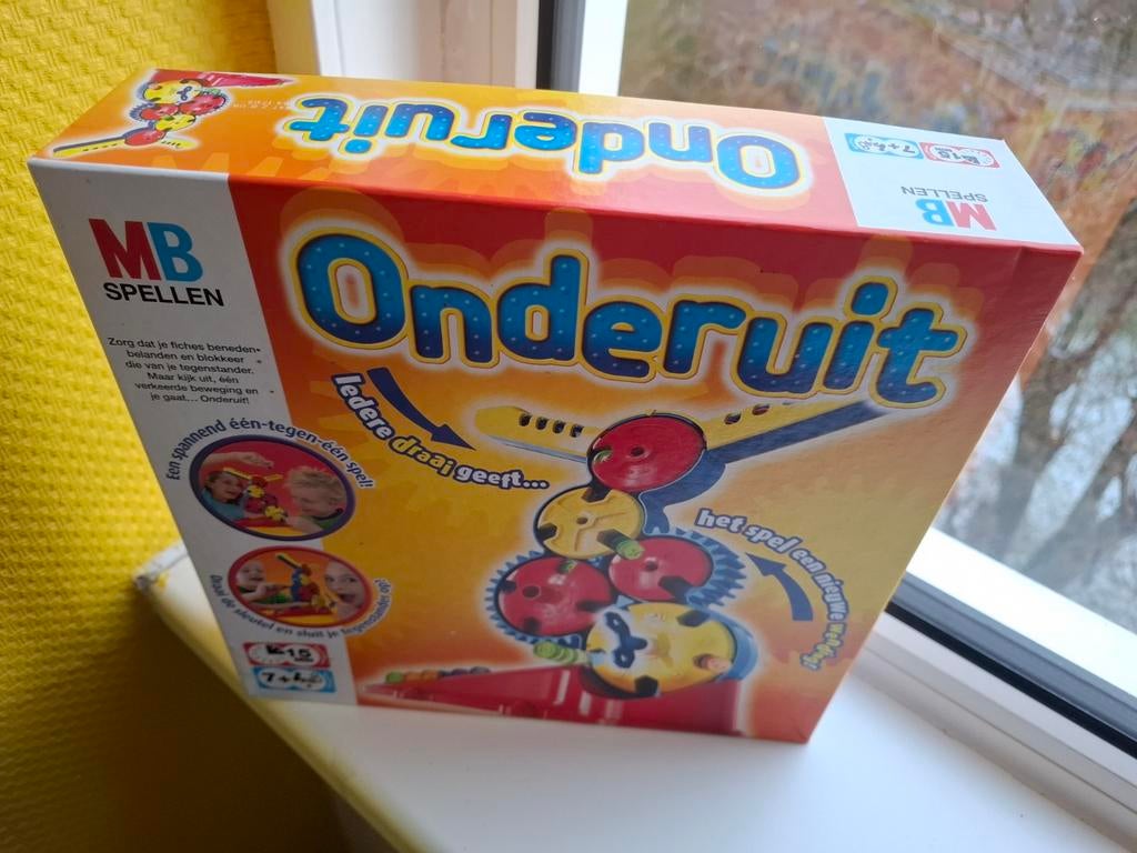 Onderuit - Nieuw in de doos - MB Spellen, Hobby en Vrije tijd, Gezelschapsspellen | Overige, Ophalen of Verzenden, Nieuw, MB Spellen