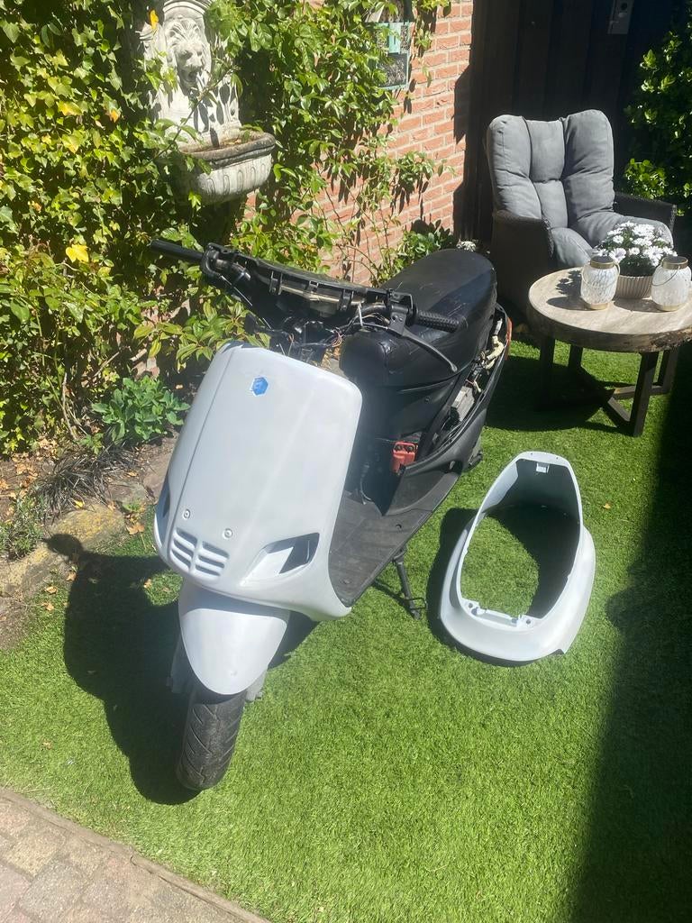 Piaggio Zip Type - zonder 123, Fietsen en Brommers, Scooters | Piaggio, Gebruikt, Zip, Tweetakt, Ophalen