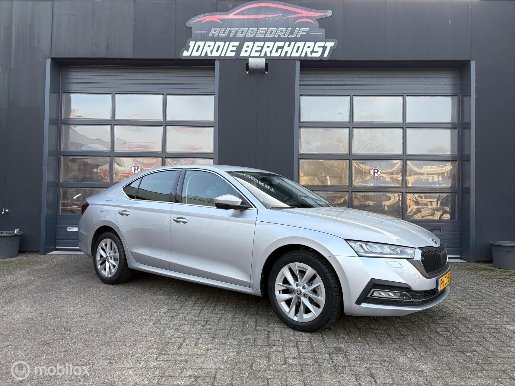 Skoda Octavia 1.0 TSI Business Edition Plus, Auto's, Voorwielaandrijving, Gebruikt, Euro 6, Origineel Nederlands