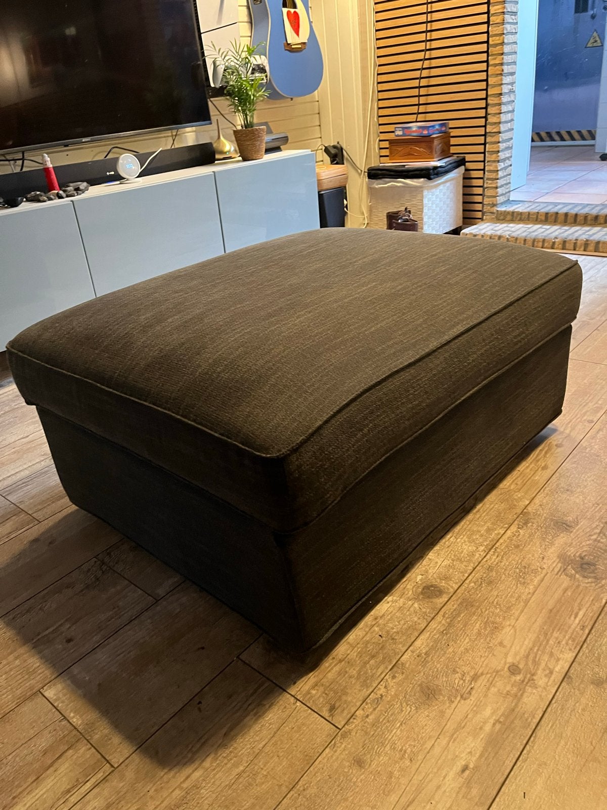IKEA KIVIK Voetenbank met bergruimte - Zeer netjes, Ophalen, 75 tot 100 cm, Zo goed als nieuw, Stof