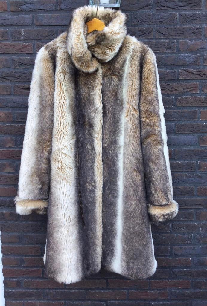 Edgar Vos winter jas maat M met muts, Kleding | Dames, Maat 38/40 (M), Beige, Zo goed als nieuw, Edgar Vos