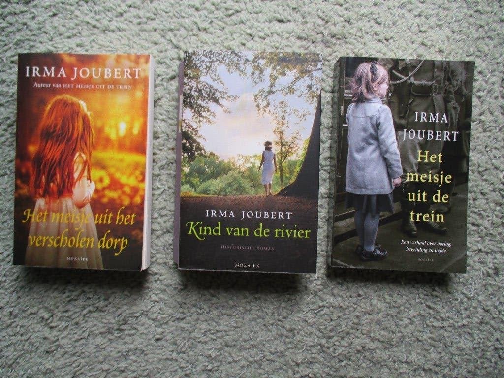 Irma Joubert Kind aan de rivier 3 x christelijke romans, Ophalen of Verzenden, Gelezen