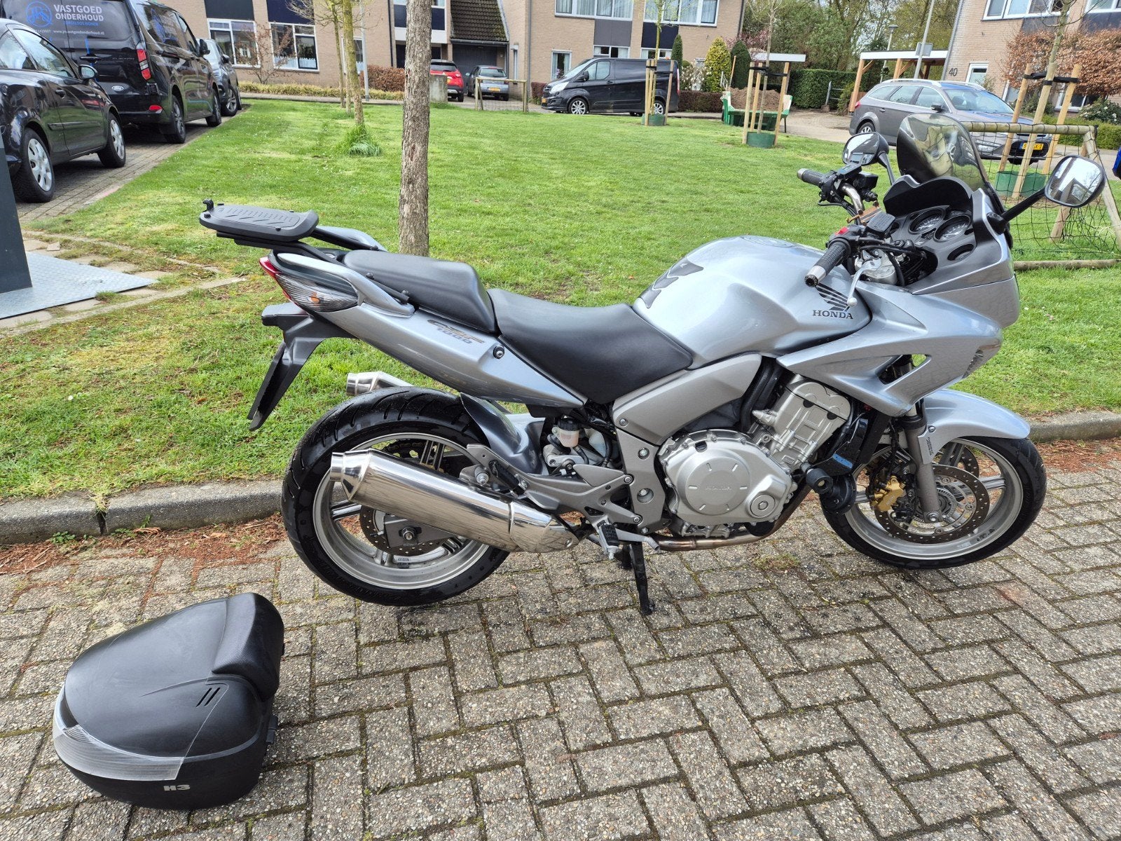 Honda CBF1000 - Comfortabele Toermotor met Topkoffer, Particulier, Toermotor