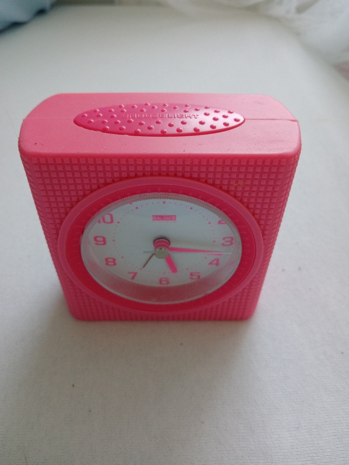Roze wekker met lichtfunctie - Druk op knop voor licht, Ophalen, Analoog, Roze, Met verlichting
