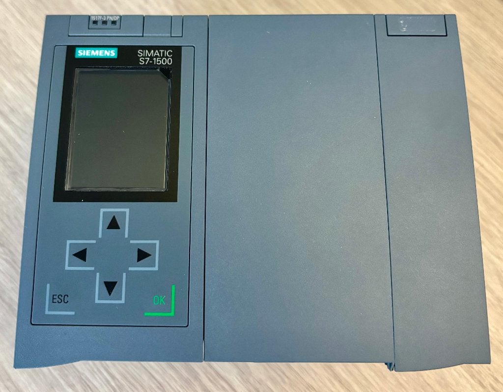 SIEMENS - Simatic - S7-1517F CPU - 1517F-3 PN/DP, Ophalen of Verzenden, Zo goed als nieuw