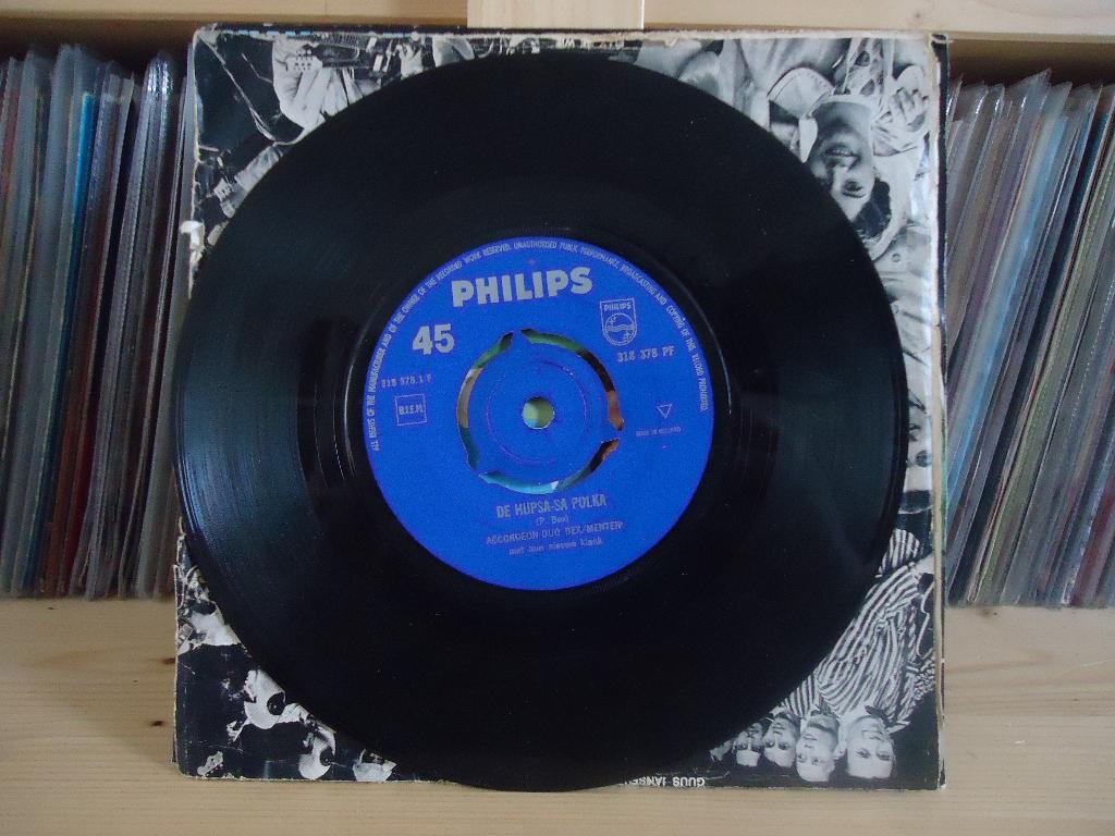 7" Single Bex/Menten - De Hupsa-sa Polka / Kermiswals, Gebruikt, 7 inch, Single, Ophalen of Verzenden