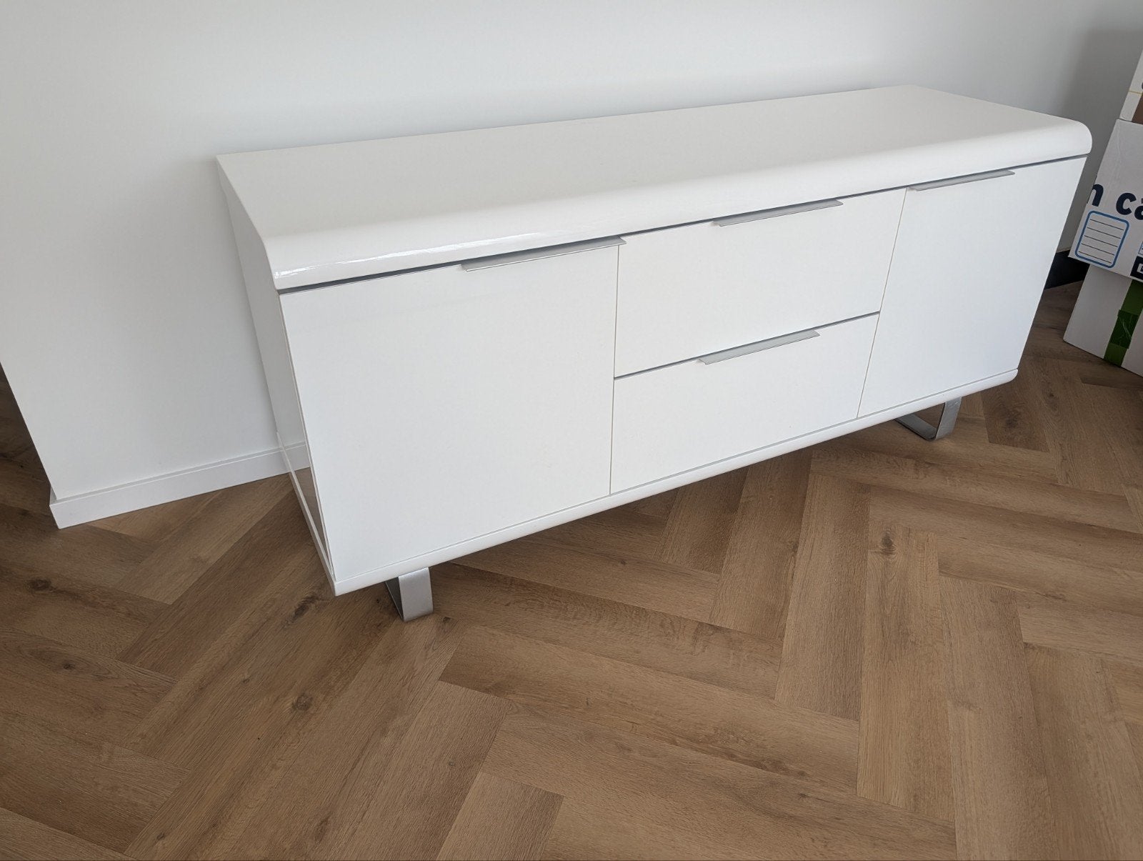 Dressoir hoogglans wit, Huis en Inrichting, Ophalen, Gebruikt, Overige materialen, Modern