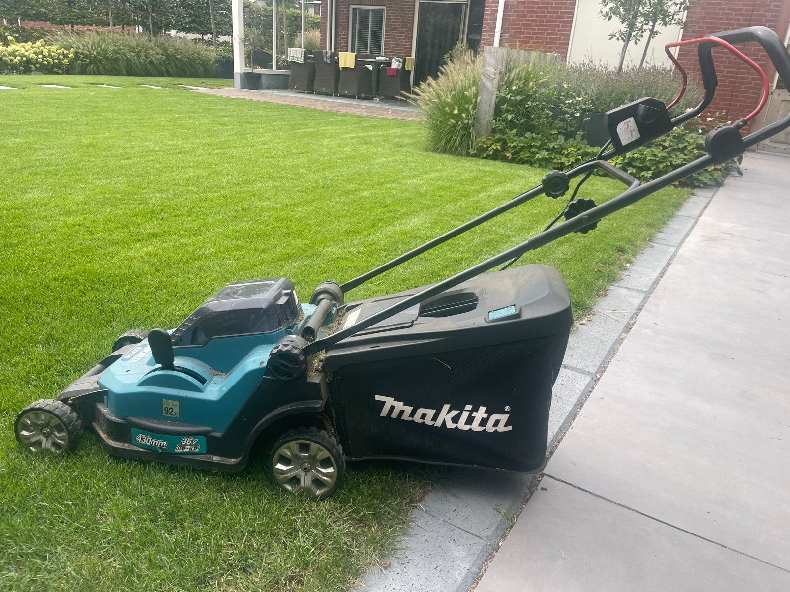 Makita DLM432 gazonmaaier accu 36V 2x18V., Tuin en Terras, Ophalen of Verzenden, Zo goed als nieuw