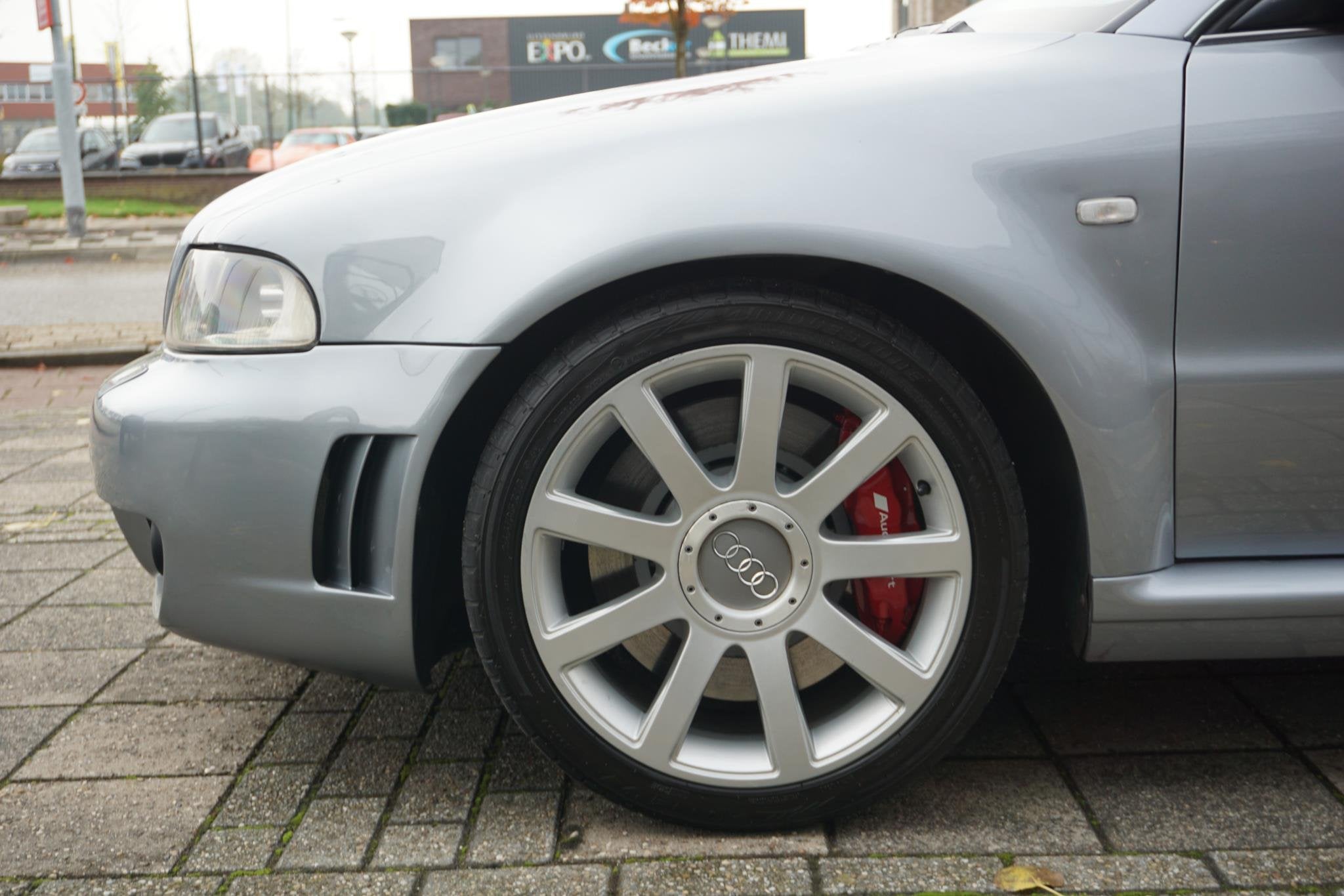 Foto 11 van Audi RS4 Avant 2.7 V6 quattro